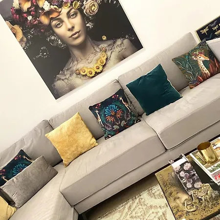 דירה Chic Apartments- Free Parking - 10 Min From Bcn Centre By Metro