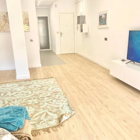 Chic Apartments- Free Parking - 10 Min From Bcn Centre By Metro Apartment