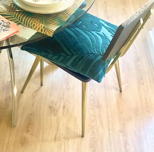 Apartamento Chic Apartments- Free Parking - 10 Min Bcn Center By Metro Barcelona