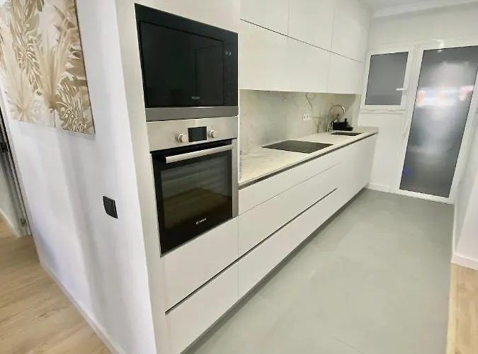 Chic Apartments- Free Parking - 10 Min Bcn Center By Metro Apartamento *