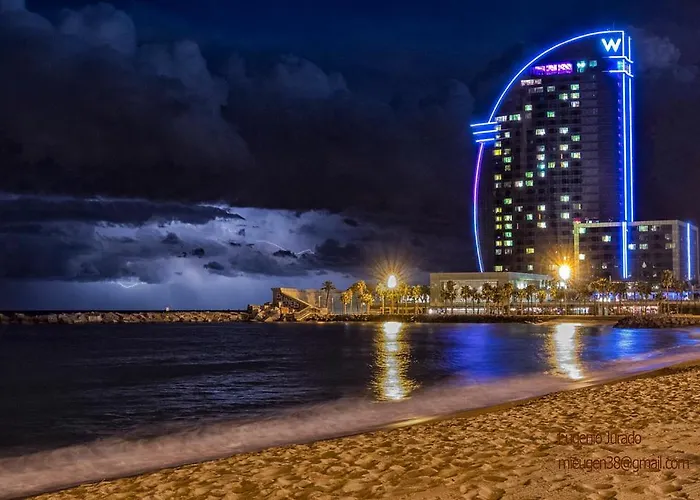 Chic Apartments- Free Parking - 10 Min Bcn Center By Metro * Barcelona
