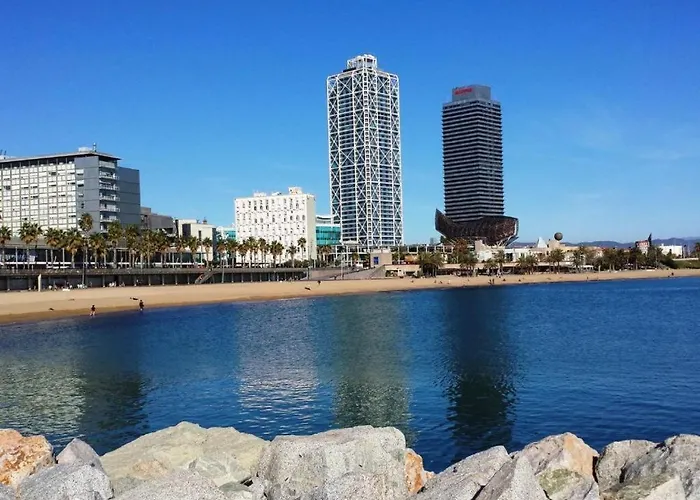 Apartamento Chic Apartments- Free Parking - 10 Min Bcn Center By Metro