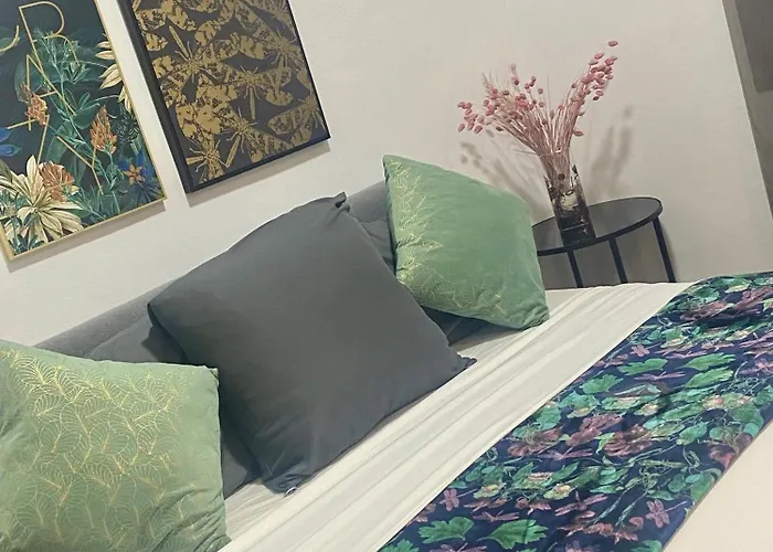 Apartamento Chic Apartments- Free Parking - 10 Min Bcn Center By Metro *